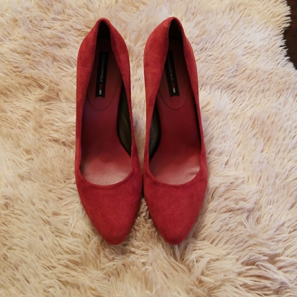 Red Banana Republic shoes